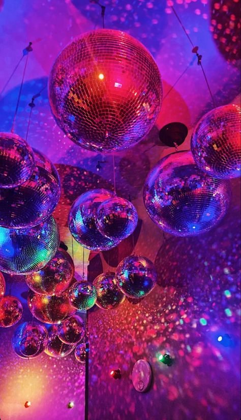 #party #disco #aesthetic #70saesthetic #nightlife Disco Aesthetic, Disco Birthday Party, Disco Party Decorations, Disco Night, Neon Birthday, Disco Theme, 70s Party, Prom Theme, 18th Birthday Party