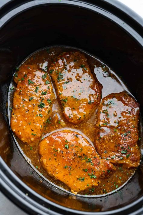 Slow Cooker Pork Chops Recipes, Honey Pork Chops, Honey Garlic Pork, Garlic Pork Chops, Boneless Pork Chop Recipes, Pork Crockpot Recipes, Pork Chop Recipes Crockpot, Garlic Pork, Honey Garlic Pork Chops