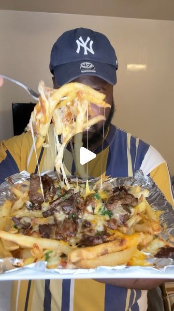 Mo's Tasting on Instagram: "Ramadan Cooking Series Episode 17: Loaded Alfredo Steak Frites 

#loadedfries" Loaded Steak Fries Recipes, Loaded Steak Fries, Loaded Fries, Steak Frites, Steak Fries, March 30, Alfredo, Ramadan, Steak