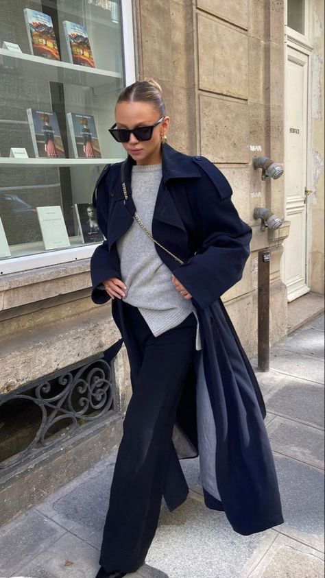 Navy Blue Coat Outfit, Navy Coat Outfit, Blue Coat Outfit, Blue Outfit Winter, Blue Sweater Outfit, Australian Winter Fashion, Navy Blue Outfit, Navy Blue Coat, Trendy Coat