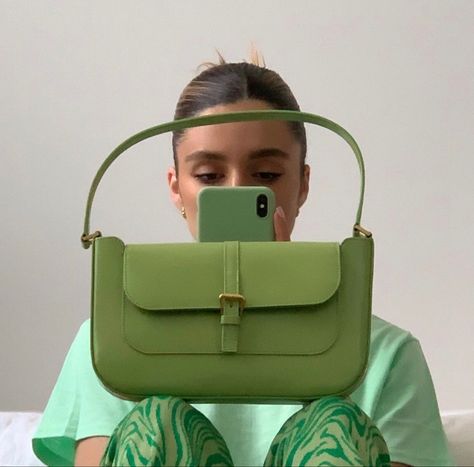 Mint Green Aesthetic, Aesthetic Bags, Green Theme, Bags Aesthetic, Aesthetic Colors, Cute Bags, Green Aesthetic, Looks Vintage, Bag Women