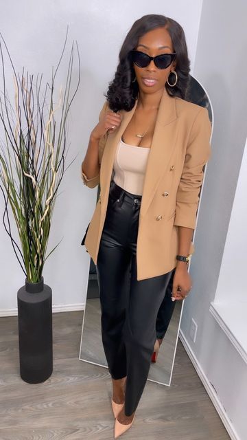 Tan Blazer Outfits Women Classy, Bodysuit And Blazer Outfit, Blazer Bodysuit Outfit, Brown Blazer And Jeans Outfit, Tan Leather Blazer Outfit, Blazer And Heels Outfit, Khaki Blazer Outfit Women, Tan Blazer Outfits Women, Finals Outfit