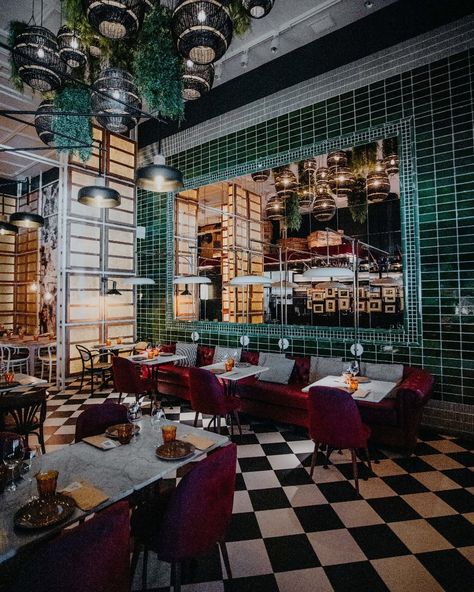 The 16 Most Beautiful Restaurants In Madrid Best Madrid Restaurants, Madrid Restaurants Dinner, Restaurants Madrid, Restaurants In Madrid, Good Places To Eat, Most Beautiful Restaurants, Madrid Aesthetic, Public Restaurant, Madrid Restaurants