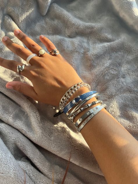 @Iwannag0t0plut0 Silver Rings Stacking, Good And Silver Jewelry Together, Silver Jewelry Girl, Cool Girl Jewelry Silver, Silver Jewelry Bracelet Stack, Silver Jewelry Stack Bracelets, Silver Bangle Stack, Chunky Silver Bracelets, Silver Bracelet Stack Aesthetic