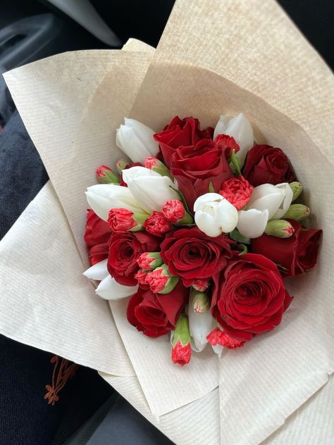 Red Roses And Tulips Bouquet, Flower Arrangements With Red Roses, Roses With Tulips Bouquet, Tulips Roses Bouquet, Small Mixed Flower Bouquet, Tulip Bouquet Ideas, Red Bouquet Aesthetic, Tulips And Roses Bouquet, Tulips In Bouquet