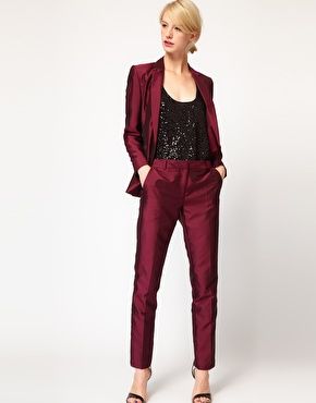 Cropped pants in burgandy with a matching blazer. SWOON. Wine Tuxedo, Evening Pants, Evening Trousers, Evening Suit, Burgundy Suit, Tuxedo Pants, Suit Women, Androgynous Fashion, Gorgeous Clothes