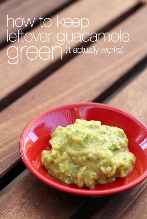 how to keep leftover guacamole green from @janemaynard Dinner Ideas Recipes, Weekly Meal Plans, Guacamole Recipe, Budget Tips, Party Food And Drinks, Cooking Basics, Homemade Food, Appetizer Dips, Kitchen Tips