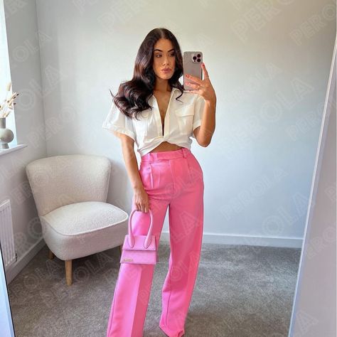 Ootd Formal, Zara Wide Leg Pants, Girl Boss Outfit, Zara 2022, Pink Pants Outfit, White Tops Outfit, Outfit Verano, Loose Pants Outfit, Zara Looks