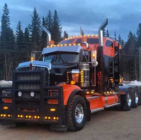 Trucks Of World on Instagram: “Amazing W900 😍💕 #kenworthw900 #w900 #kenworth #kenworthtrucks #truck #trucks #trucker #trucking #diesel #instatruck #instatrucks…” Custom Big Rig, Heavy Vehicles, Customised Trucks, Tractor Trailer Truck, Kenworth W900, Heavy Haul, Custom Big Rigs, Show Trucks, Heavy Duty Trucks