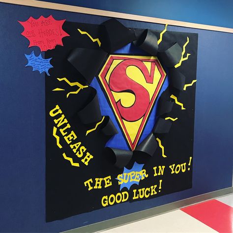 Unleash the Super in You! Superman Bulletin Board! ❤️ Hero Decorations, Testing Bulletin Boards, Hero Bulletin Board, Bulletin Board Printables, Superhero School Theme, Superhero Bulletin Boards, Superhero Teacher Appreciation, Superhero Classroom Decorations, Superhero Class