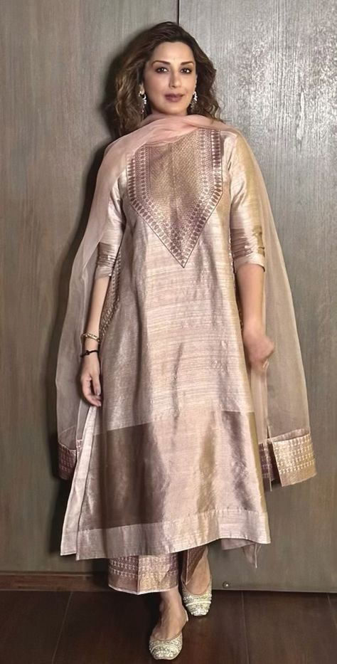 in our handwoven silk kurta setsilk organza dupatta with brocade detail Salwar Kurta Designs, Silk Suit Designs Indian, Sleeves Design For Kurti, Neck Design Ideas, Salwar Kurti, Payal Khandwala, Silk Dress Design, Kurti Sleeves, Design Kurta