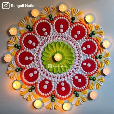 Rangoli Designs Easy And Aesthetic, Rangoli Design For Deepavali, Easy Rangoli Designs Diwali Aesthetic, Rangoli Design Flower Pattern, New Rangoli For Diwali, Flower Border Rangoli Design, Beautiful Rangoli Ideas, Diwali Festival Rangoli Design, Rangoli Inspo Aesthetic