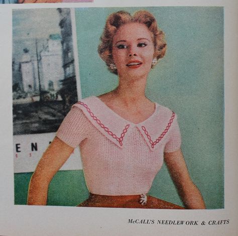 free vintage 1950s crochet blouse collar pattern from Va-Voom Vintage Collar Crochet Pattern, 1950s Crochet, Crochet Blouse Free Pattern, 1950 Women, Blouse Collar, Black Crochet Dress, Vintage Crochet Patterns, Mode Crochet, Clothes Vintage