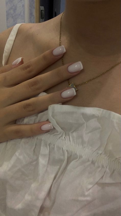 White Base With White French Tip, French And White Nails, White French Tip Nails White Base, White And White French Nails, White With White French Nails, White French Tip Nails Aesthetic, White White French Nails, White Nail With White French Tip, Milk Short Nails