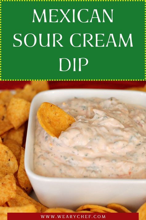 Sour Cream Dip Recipes, Crostini Toppings, Mexican Sour Cream, Chip Dip Recipes, Dip For Tortilla Chips, Healthy Bedtime Snacks, Sour Cream Dip, Cream Dip, Sour Cream Recipes