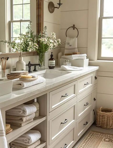 35 Charming Farmhouse Single Sink Bathroom Vanity Ideas Single Sink Bathroom Vanity Ideas, Costal Bathroom, Modern Farmhouse Master Bath, French Country Decorating Bathroom, Reclaimed Wood Vanity, Antique Bathroom Vanity, Minimalist Vanity, Bathroom Vanity Ideas, Antique Bathroom