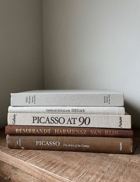 Books As Nightstand, Books On The Table, Books On Dresser, Coffee Table Book Aesthetic, Bedside Table Books, Coffee Table Book Stack, Table Books Decor, Coffee Table Books Stacked, Beige Coffee Table Book