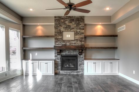 Integrity Homebuilders - Building Homes in Kansas City Built In Shelves Living Room, Living Room Built Ins, Room Fireplace, Fireplace Built Ins, Room With Fireplace, Home Fireplace, Built In Cabinets, Living Room Remodel, Family Room Design