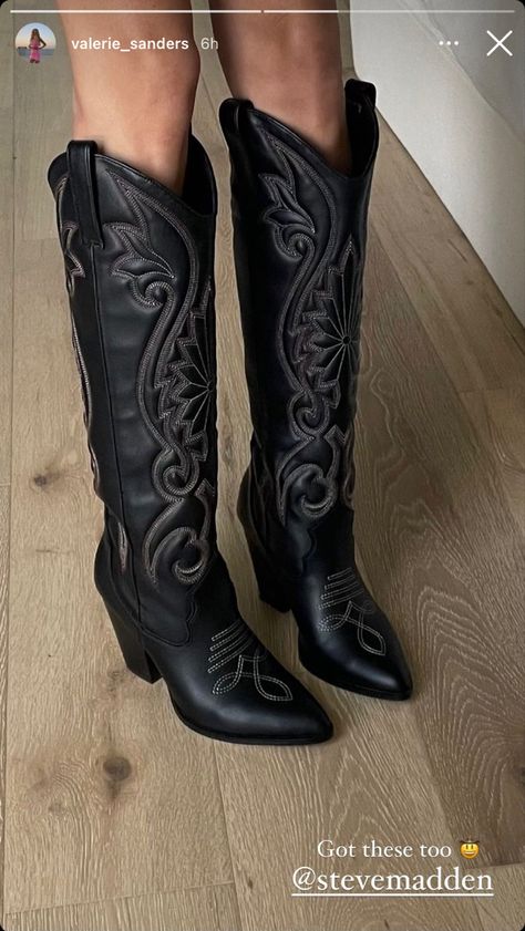 Cowgirl Boots Aesthetic, Black Cowgirl Boots, Botas Western, Black Cowgirl, Bota Country, Dr Shoes, Black Cowboy Boots, Black Cowboy, Shoe Wishlist