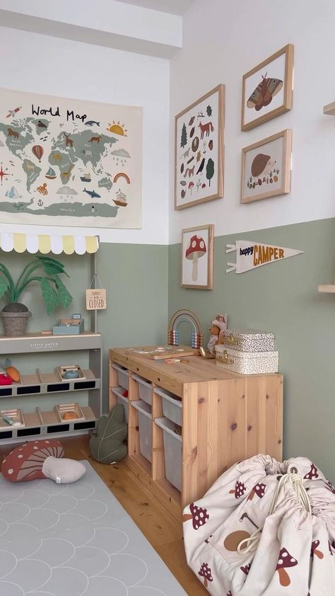 Green Playroom, Green Kids Rooms, Green Boys Room, Toddler Boy Room, Toddler Boy Room Decor, Kids Rooms Inspo, Boy Toddler Bedroom, Boy Room Decor, Montessori Room