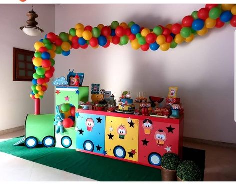 3 Train Birthday Party, Thomas The Train Decorations, Mickey Mouse Train Birthday, Train Theme Bday Party, Trains Birthday Party Theme, Train Theme Decorations, Train Bday Party Ideas, Train Theme 1st Birthday Party, Train Balloon Arch