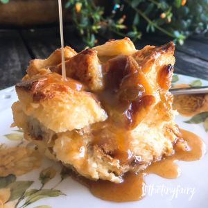 Bread Pudding with Spiced Rum Sauce – The Tiny Fairy Rum Sauce For Bread Pudding, Bread Pudding Recipe With Rum Sauce, Bread Pudding Rum Sauce, Sauce For Bread Pudding, Rum Bread Pudding, Challa Bread, Rum Sauce Recipe, Bread Pudding Sauce, Classic Bread Pudding