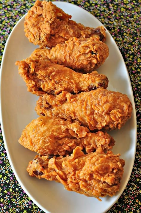 Popeyes Spicy Chicken Recipe, Kentucky Fried Chicken, Popeyes Chicken, Spicy Fried Chicken, Spicy Chicken Recipes, Cooking Challenge, Crispy Fried Chicken, Fried Chicken Recipes, Fried Food