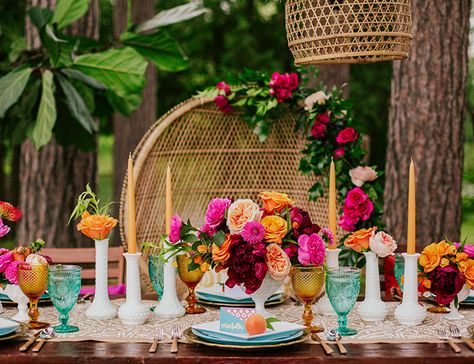 All of this bride's creative friends teamed up to make her boho, bright 70s themed bridal shower one to remember! The fun & creative theme is a new favorite! Grad Brunch, 70s Party Theme, Bohemian Bridal Shower, Brunch Decor, Bridal Shower Gifts For Bride, Hippie Party, Themed Bridal Shower, Boda Mexicana, Boho Bridal Shower