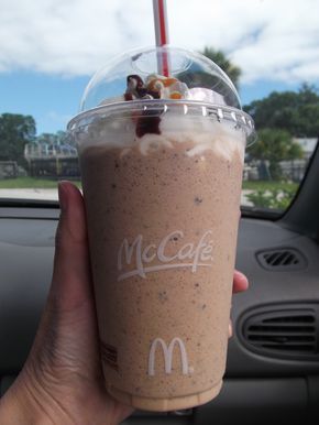 McDonald's Frappe Mcdonald's Frappe, Mcdonalds Mocha Frappe Recipe, Frappe Recipe Mcdonalds, Homemade Mocha Frappe, Mcdonalds Caramel Frappe, Mcdonalds Mocha Frappe, Caramel Frappe Recipe, How To Make Mocha, Mocha Iced Coffee