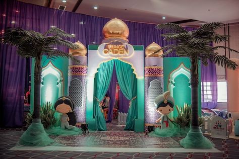 Prince Caden’s The Aladdin Themed Party – 1st Birthday Arabian Nights Birthday Party, Aladdin Trunk Or Treat Ideas, Aladdin Backdrop, Aladdin Quinceanera Theme, Aladdin Theme Party, Aladdin Wedding, Eid Fitr, Aladdin Birthday Party, Debut Party