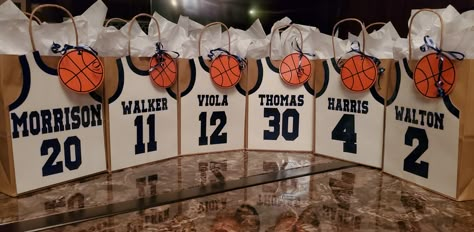 Basketball Game Decorations, Basketball Dinner Decorations, Basketball Team Party Ideas, Basketball Posters Senior Night, Basketball Senior Night Ideas Boys, Basketball Tournament Goodie Bags, Basketball Gift Basket For Boys, Basketball Senior Night Locker Decorations, End Of The Year Basketball Team Gifts