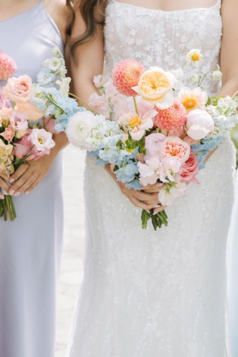 Embrace modern romance with our enchanting pastel floral wedding. Light Color Bouquet, Bright Pastel Bouquet, Muted Colorful Wedding Flowers, Pastel Summer Wedding Flowers, Pastel Bouquets Wedding, Spring Wedding Bridal Bouquets, Peach And Blue Wedding Bouquet, Pastel Spring Wedding Bridesmaids, Spring Floral Wedding Bouquet