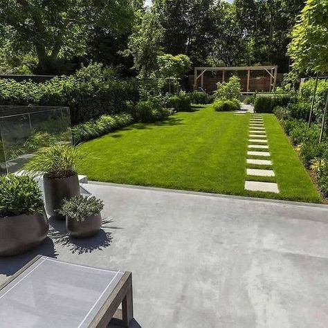 Rectangle Backyard, Garden Design Layout Modern, Rectangle Garden Design, Backyard Landscape Ideas, Cottage Flowers, Contemporary Garden Design, Backyard Landscape, Garden Design Layout, Modern Garden Design