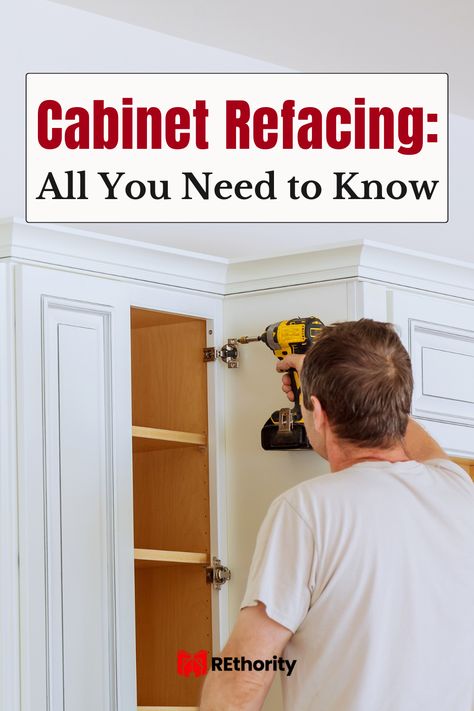 Reface Cabinet Doors, Replacing Kitchen Cabinet Doors, Outdated Kitchen Cabinets, Refacing Kitchen Cabinets Diy, Diy Cabinet Refacing, Replacing Kitchen Cabinets, Cabinet Resurfacing, Paradise Decor, Kitchen Cabinets Fronts