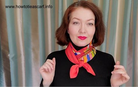 Scarf With Turtleneck, Short Scarf Tying, Small Scarf Tying, Style A Silk Scarf, Scarf Tying Tutorial, Turtleneck Sweater Outfit, Scarf Wearing Styles, Mock Dress, High Neck Shirts