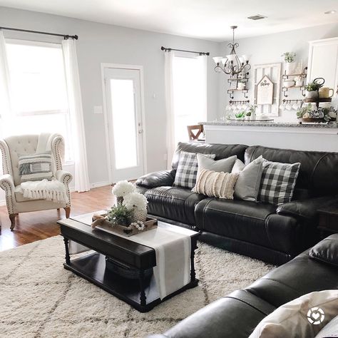 Makenna on Instagram: “Happy Monday!! Sharing a new view of our house!! It’s small, but I like to think we did a good job of maximizing the space we have!! I’ll…” Living Room Inspo Black Leather Couch, Black Sofa Rustic Living Room, Black Leather Couch Farmhouse, Black Leather Couch Living Room, Black Leather Sofa Aesthetic, Leather Couch Living Room, Big Comfy Black Couch, Black Leather Couch, Living Room Ideas Farmhouse