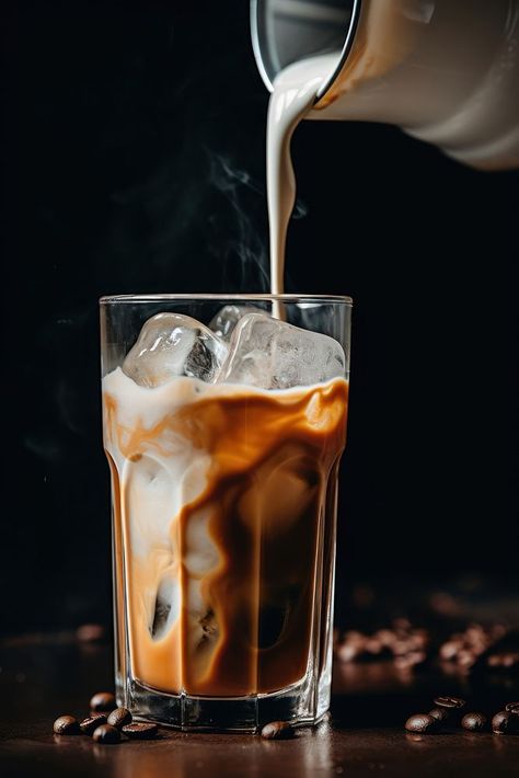 Mushroom Coffee, Coffee Images, Coffee Pictures, Brown Ceramic, Ice Coffee Recipe, Coffee Photography, Iced Latte, Cold Coffee, Cold Brew Coffee