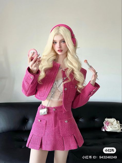 Unique Rave Outfits, Barbiecore Outfit, Iconic Pictures, Beauty Confidence, Doll Beauty, Cosplay Kawaii, Costume Inspo, Powerful Affirmations, Dream Outfits