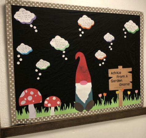 Enchanted Forest Bulletin Board, Gnome Bulletin Board Ideas, Gnome Classroom Theme, Enchanted Forest Classroom Theme, Gnome Classroom, Forest Theme Classroom, Unique Bulletin Board Ideas, Fairy Room Decor, Frog Classroom