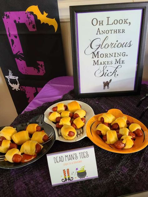 Epic 11th Birthday Hocus Pocus Party | CatchMyParty.com Essen, Hocus Pocus 2 Birthday Party, Hocus Pocus Night In, Movie Watch Party Ideas, Witches Night In Party Ideas, Hocus Pocus Birthday Decorations, Hocus Pocus Date Night, Hocus Picks Party, Halloween Birthday Party Foods