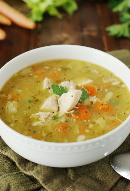 Leftover Chicken Soup, Autumn Soups, Roast Chicken Soup, Healty Meals, Rotisserie Chicken Recipes Leftover, Rotisserie Chicken Soup, Garlic Carrots, Chicken Broth Recipes, Chicken Breast Crockpot Recipes