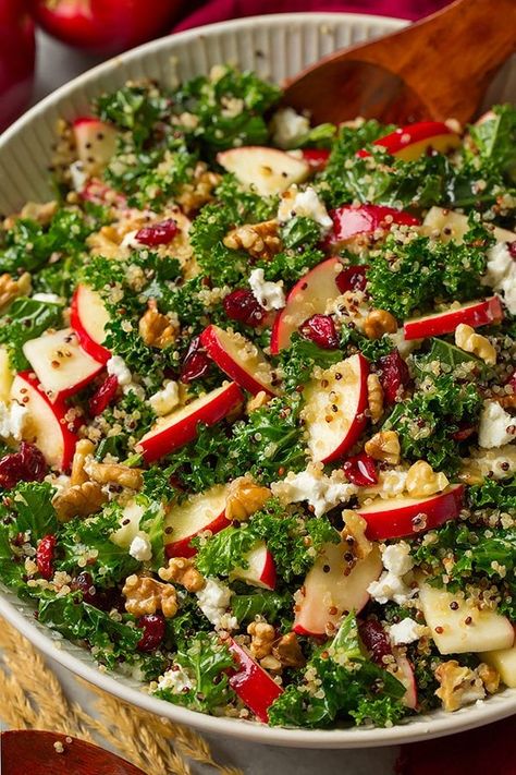 Side Salad Ideas, Salad Kale, Ideas For Thanksgiving, Resep Smoothie, Kale Salad Recipes, Kale Recipes, Autumn Salad, Salad Ideas, Cooking Classy