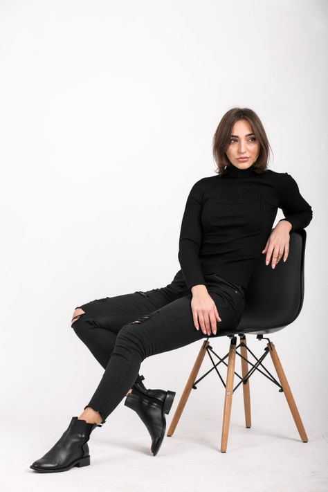 Studio Poses For Women Sitting, Pose Reference Photo Sitting Chair, Person Sitting In Chair Pose, Sitting On Chair Posses, Sitting In Office Chair Pose, Flattering Sitting Poses For Women, Woman Sitting In Chair Pose Reference Drawing, Pose For Women Photography Studio, Photo Chair Poses