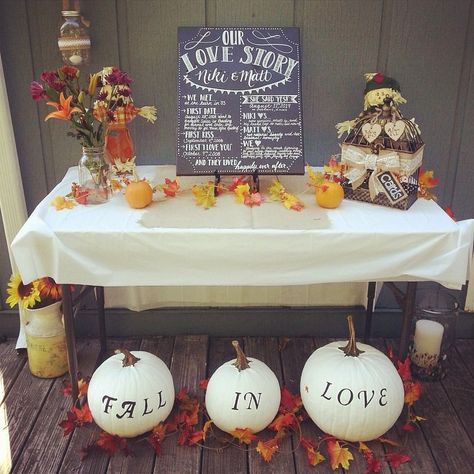 Engagement Party October, Falling In Love Party Theme, Fall Engagement Decorations, Couples Wedding Shower Themes Fall, Classy Fall Party Decor, October Engagement Party Ideas, Fall In Love Party Theme, Falling In Love Engagement Party, Fall Themed Engagement Party Ideas