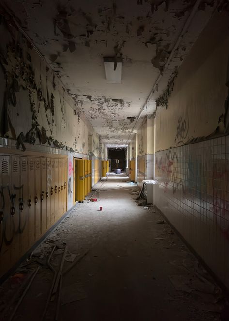 Abandoned Classroom Aesthetic, School Burning Down, Zombie School Aesthetic, Abandon School Aesthetic, Abondend Places Aesthetic, Abandoned Liminal Space, Dystopian School Aesthetic, Horror School Background, Abandoned School Buildings