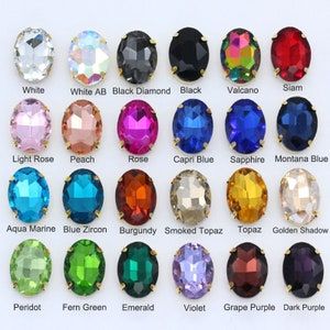 Sewing Rhinestones, Gemstones Chart, Instruções Origami, Bead Sewing, Fancy Stones, Sewing Embellishments, Minerals And Gemstones, Rocks And Gems, Beaded Material