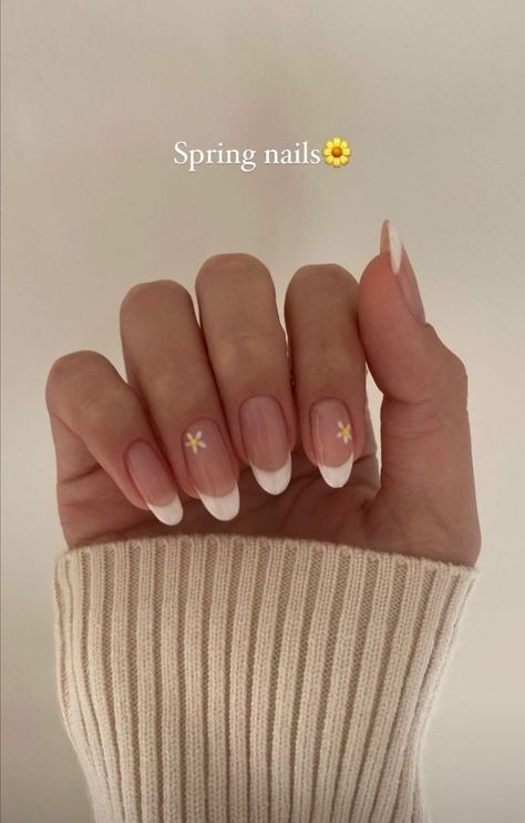 How To Paint Nails, Nail Hacks, Paint Nails, Milky Nails, Summer Nail Designs, Cute Simple Nails, Summer Manicure, Simple Gel Nails, Summery Nails