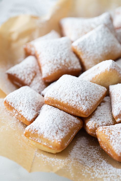 How to make Beignets recipe from RecipesForHolidays.com #beignets #recipe #RecipesForHolidays Bengeits Recipe, Bengiets Recipe, Bengiet Recipe, Homemade Beignets, Beniet Dough, French Beignets Recipe, Beneights Recipe, Bigne Recipe, Cafe Recipes