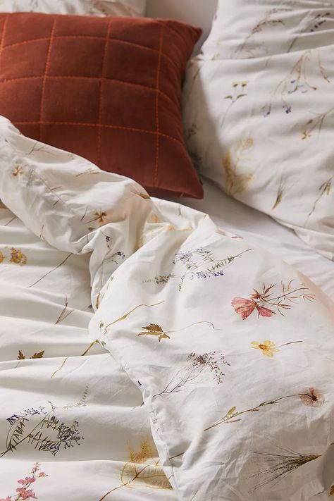 Duvet Covers Floral, Flower Duvet Cover, Best Bedding Sets, Ideal House, Flower Duvet, Floral Duvet Cover, Bedroom Essentials, Floral Duvet, Cotton Duvet Cover