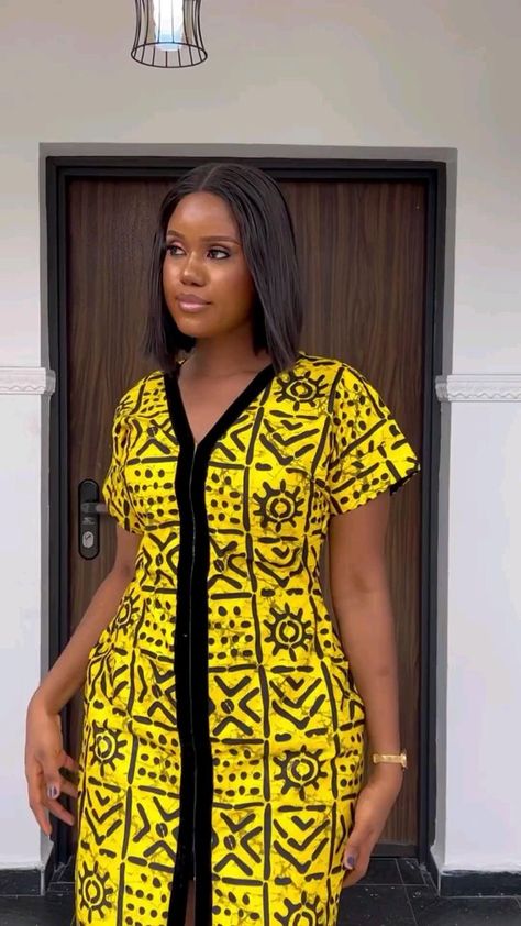 Womens Ankara Dresses, Simple Gown Styles For Ankara, Short Ankara Free Gown Styles, Simple Chitenge Dress Ideas, Simple Gown For Women, Simple African Dresses Casual, Akara Classic Short Gown For Ladies, Simple Ankara Gowns For Women, Ankara Free Gown Styles For Women Short